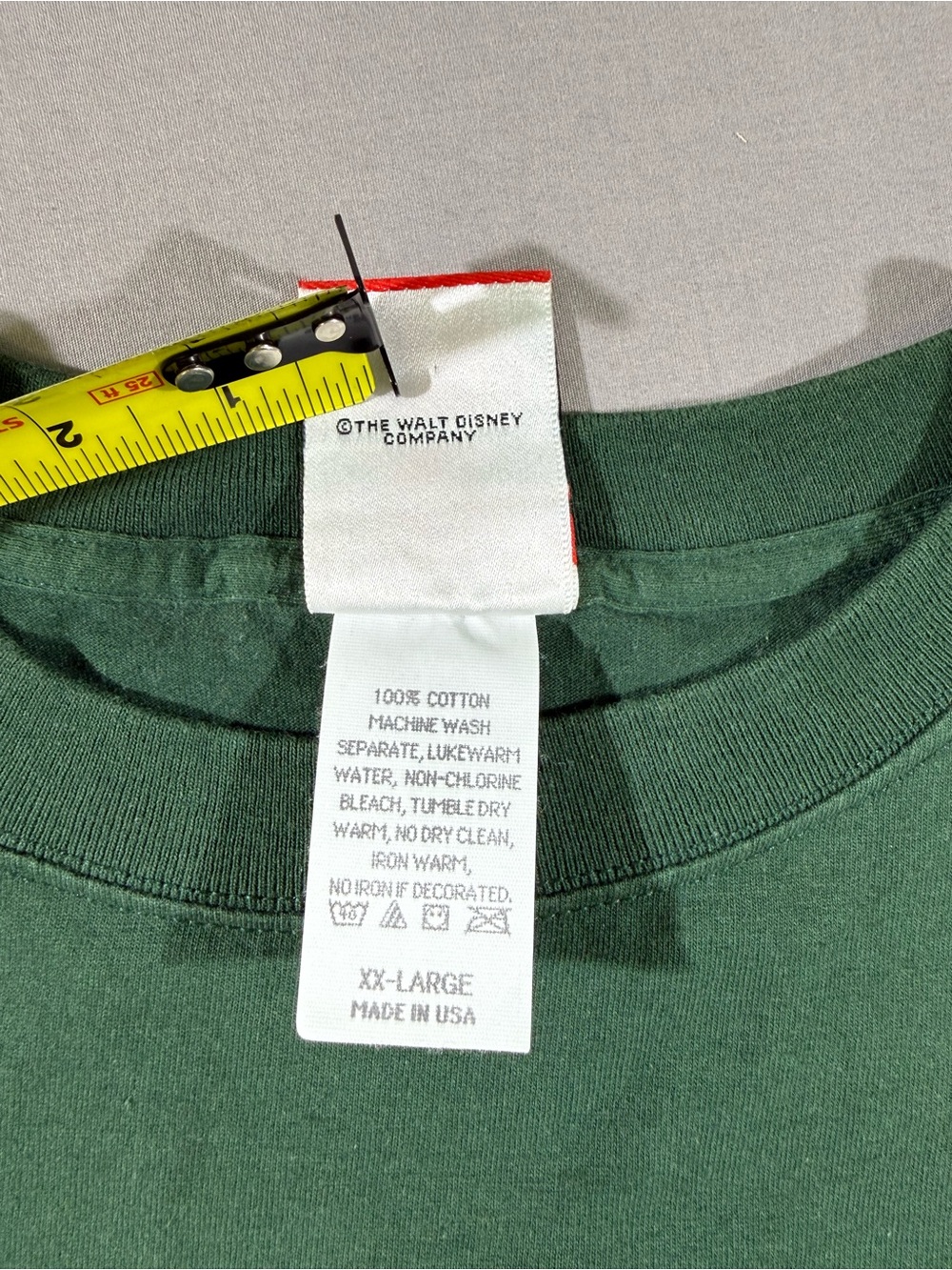 Vintage Disney 1998 Tomorrowland Forrest Green T-Shirt - Picture 6 of 8